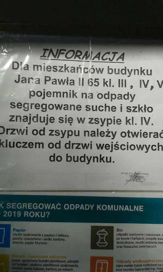 Center - Jana Pawla Varsavia